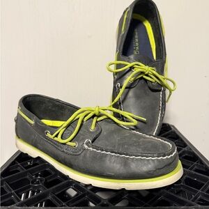 Sperry Men's Gray Boat Shoes with lime green Accents size 10M